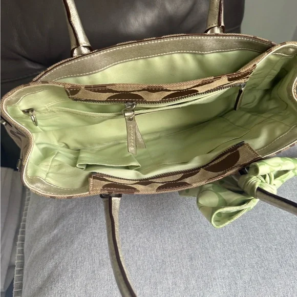 Coach Tan and Green Satchel with Bow Accent - Picture 5 of 10